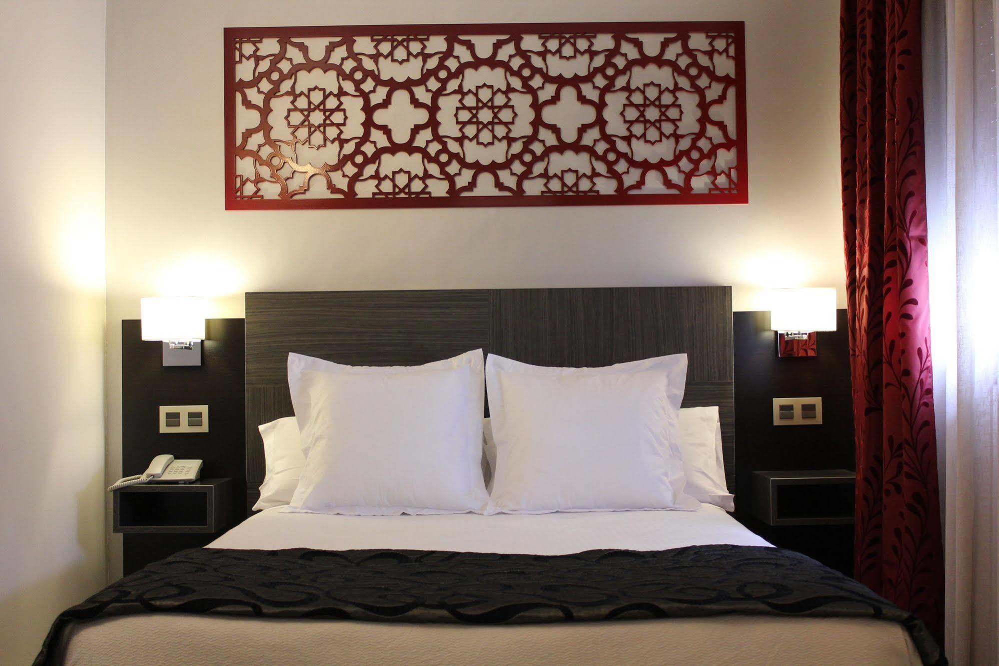 Hotel Venecia Севилья Экстерьер фото